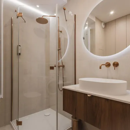 Golden Hour Sauna, Silownia, Parking - - Fair * Βρότσλαβ